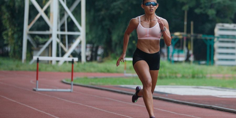 Emilia Nova Jadi Wanita Pertama Pembawa Bendera Kontingen Indonesia di SEA Games