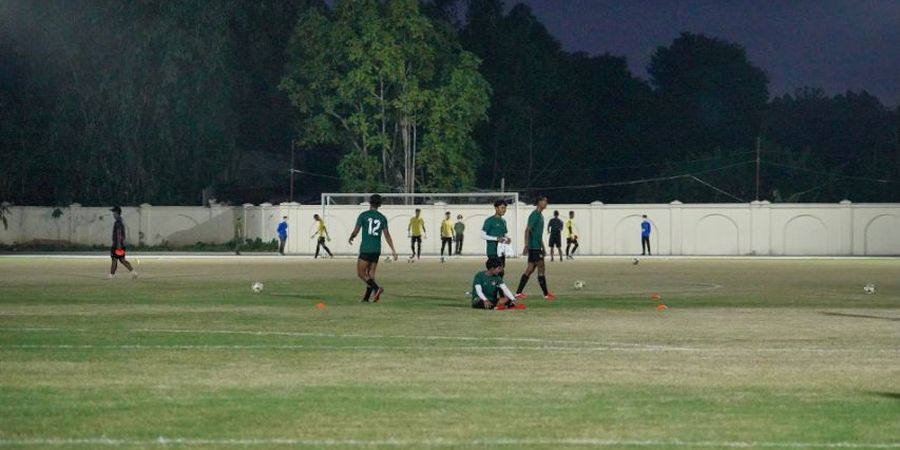 Kondisi Lapangan Latihan SEA Games 2021 Hancur, Pelatih Timnas U-23 Myanmar Kecewa Berat