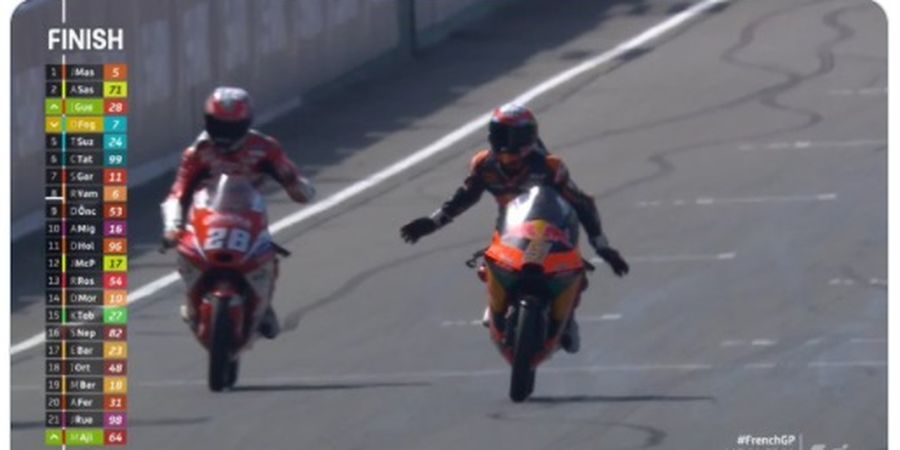 Hasil Moto3 Prancis 2022 - Mario Aji Sempat Dapat P13, Jaume Masia Menang