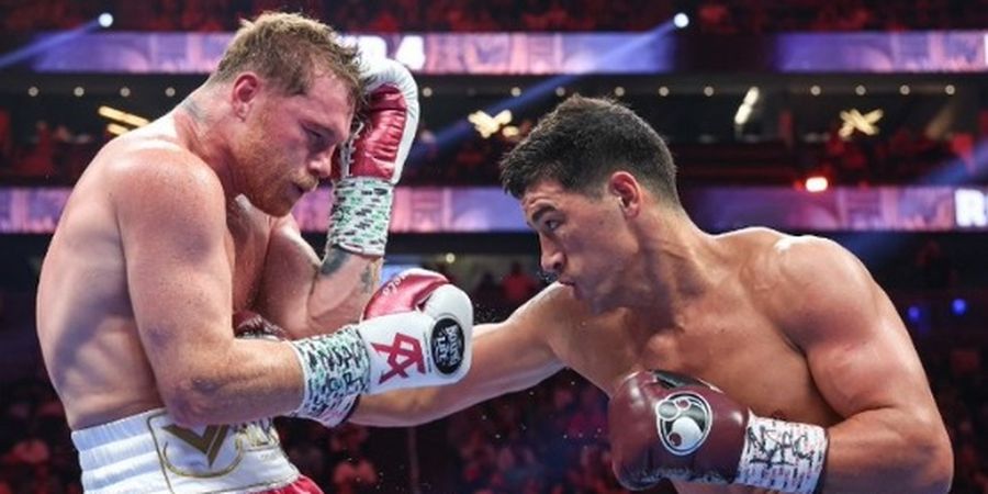 Jadi Kambing Hitam Kekalahan Canelo Alvarez, Eddie Hearn Kritik Balik Oscar De La Hoya