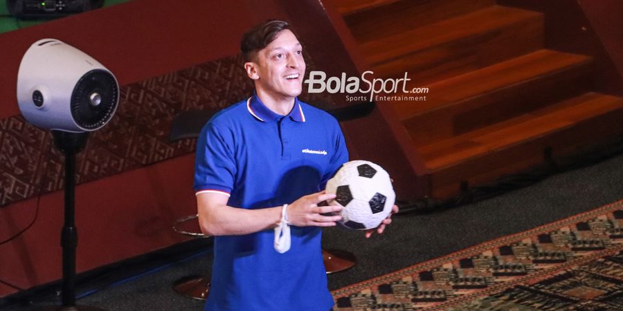 Mesut Oezil Nilai Infrastruktur Indonesia Kurang Jika Ingin Sepak Bola Tanah Air Maju