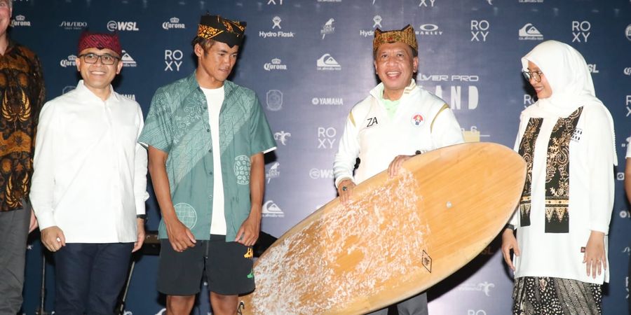 Menpora Apresiasi Banyuwangi Gelar Kejuaraan Dunia Surfing 2022