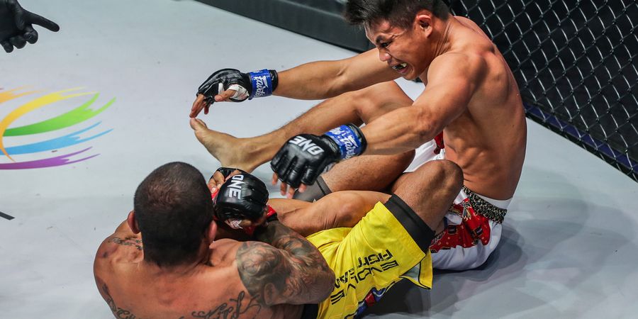 Hasil ONE Championship - Kaki Adrian Mattheis Dikunci, Alex Silva Balas Kekalahan Kontroversial