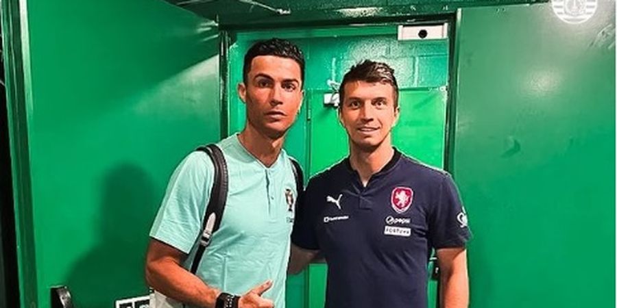 Persija Jakarta Pamer Momen Kebersamaan Pemain Anyarnya dengan Cristiano Ronaldo