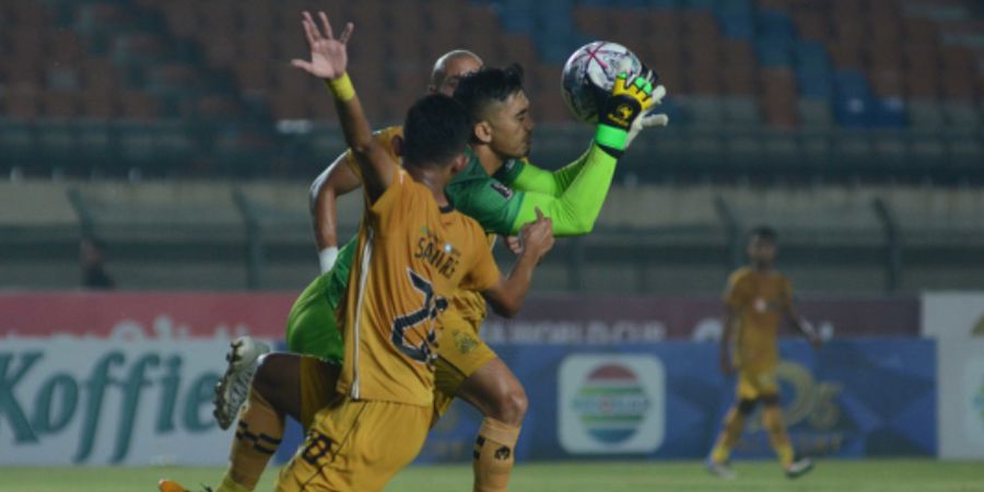 Usai Berpisah, Kiper Ini Langsung Move On dari Persib