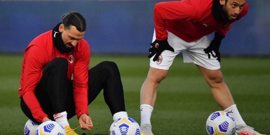 Calhanoglu Sikat Habis Ibrahimovic dan Penggemar AC Milan yang Mengejek Usai Juara Liga Italia