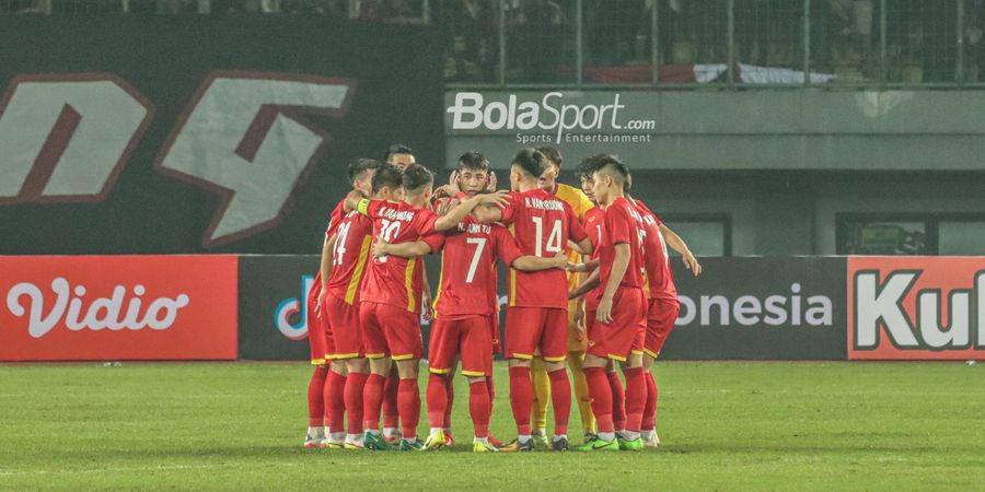 Piala AFF U-19 2022 - Vietnam Kecewa Thailand Gagal Kalahkan Timnas U-19 Indonesia