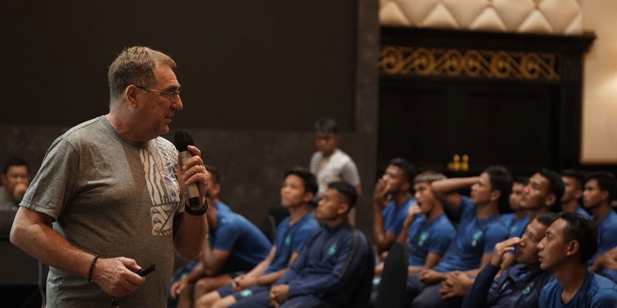 Laga Perdana Selalu Sulit Bagi Persib Bandung, Robert Rene Alberts Beri Alasan