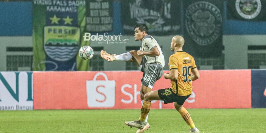 Hasil Liga 1 2022-2023 - Lewat Sundulan, Sani Rizki Buyarkan Kemenangan Persib Bandung atas Bhayangkara FC