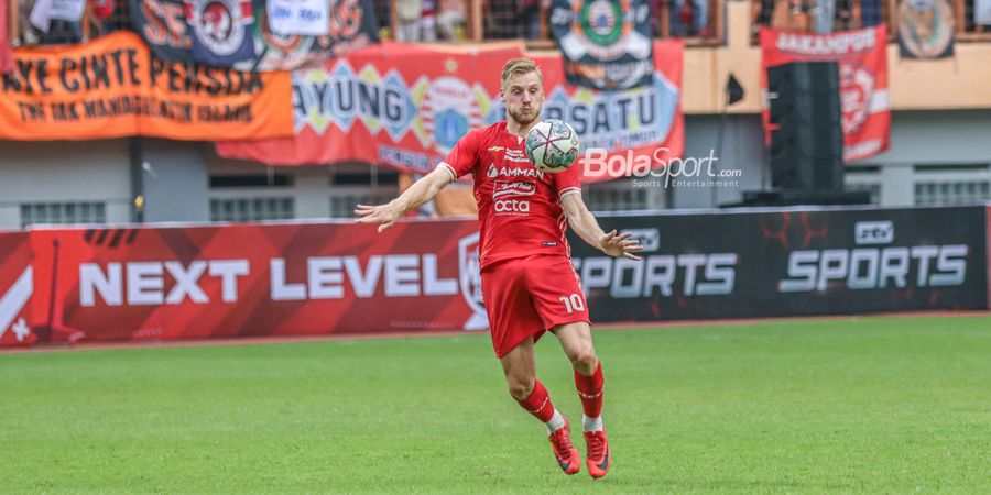 Persija Unggul 2-0 atas Persis Solo di Babak Pertama