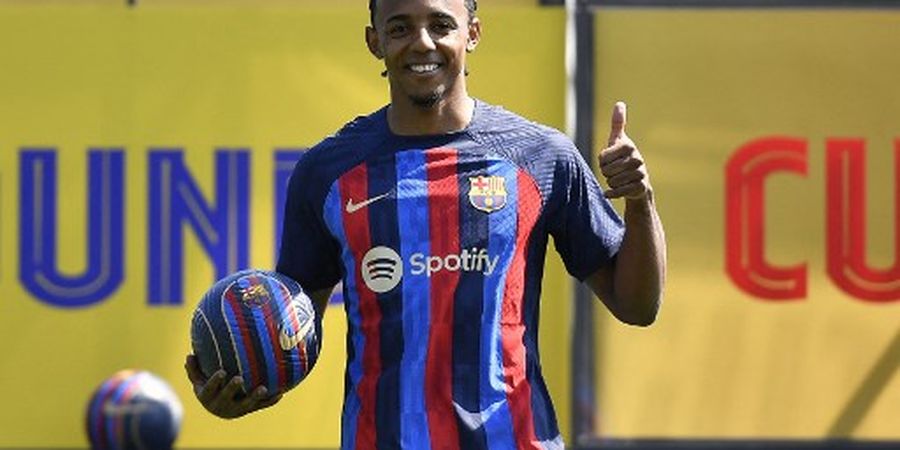 Resmi Diperkenalkan Barcelona, Jules Kounde Singgung Peran Besar Xavi dalam Transfernya