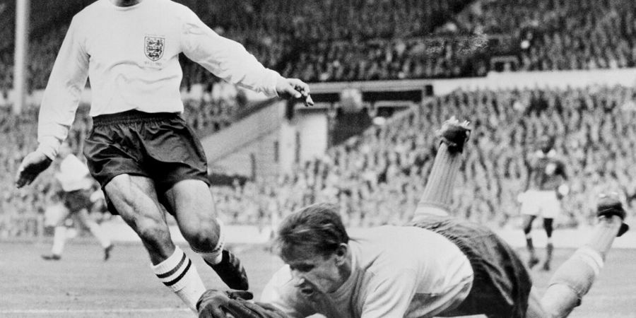 SEJARAH PIALA DUNIA - Lev Yashin, Laba-Laba Hitam Pembuka Jalan yang Pernah Kalahkan Indonesia