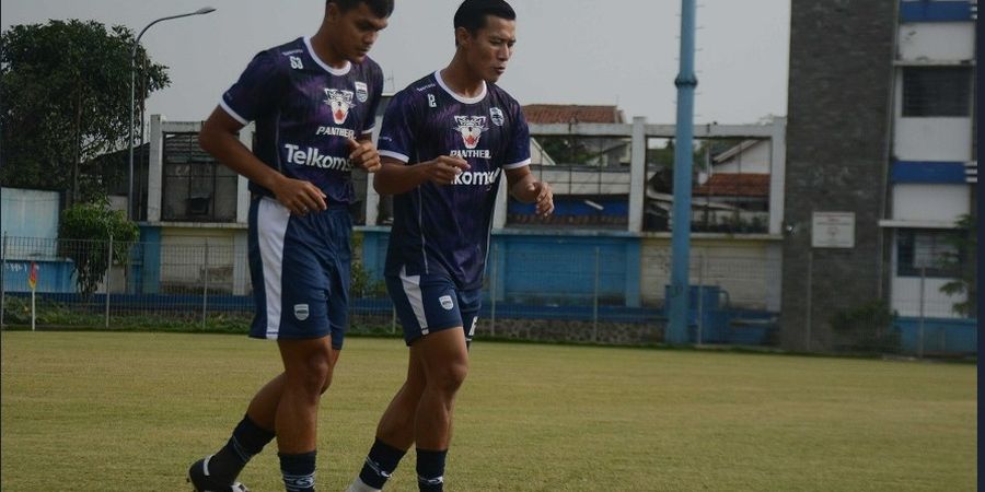 Dirumorkan Tinggalkan Persib, Henhen Herdiana Akhirnya Buka Suara