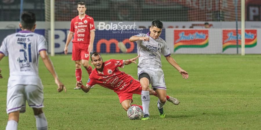 Liga 1 2022/2023 - Persija Jakarta Vs Persita Tangerang Masih Sama Kuat di Babak Pertama