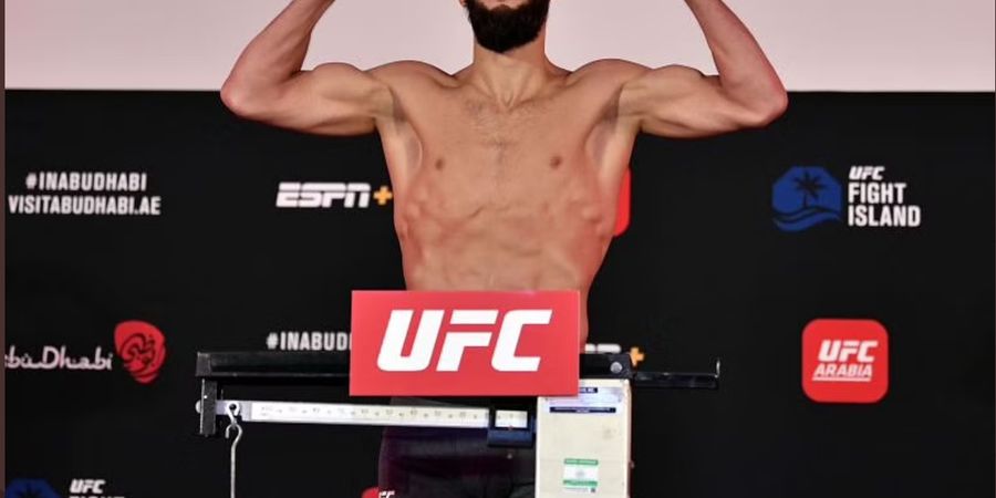 Khamzat Chimaev Kegemukan Lagi, Sayonara Perebutan Sabuk Juara