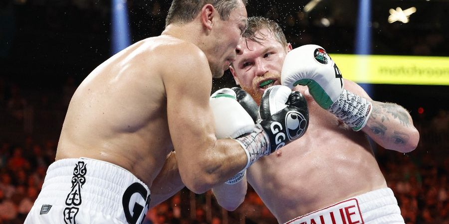 Hasil Tinju - Canelo Alvarez Kalahkan Gennady Golovkin Lagi dalam Trilogi 2 Eks Raja Tinju Dunia