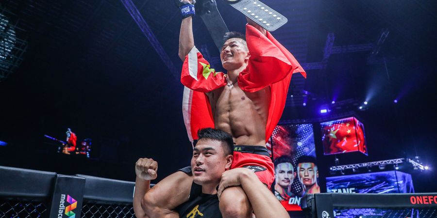 Sambutan Luar Biasa untuk Raja Baru ONE Championship Bikin Juara 2 Divisi UFC Terpukau