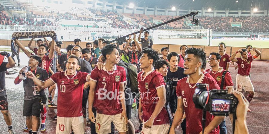 Timnas Indonesia Keliling Stadion Pakansari Usai Bungkam Curacao, Apa Kata Shin Tae-yong?