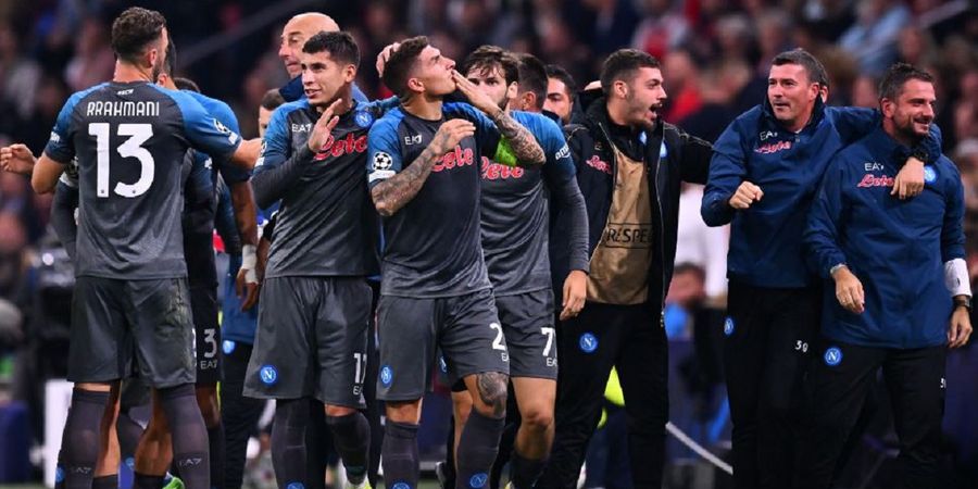 Hasil Liga Champions - Lupakan AC Milan dan Inter Milan, Napoli Jadi Klub Italia Paling Ganas di Fase Grup