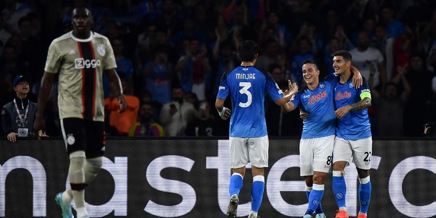 Hasil Liga Champions - Napoli Ukir Sejarah Lolos Babak 16 Besar Tercepat, Penerus Del Piero Berkhasiat