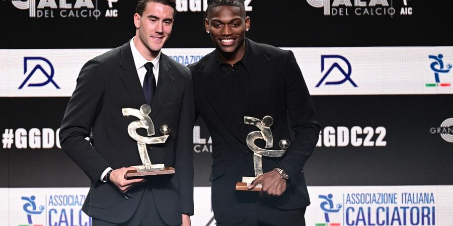 Peringkat 14 Ballon d'Or 2022, Rafael Leao Angkat Trofi Pemain Terbaik Liga Italia di Gran Gala del Calcio