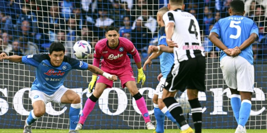 Piala Dunia - 10 Bintang Asia yang Siap Bersinar di Qatar, Ada Bek Napoli