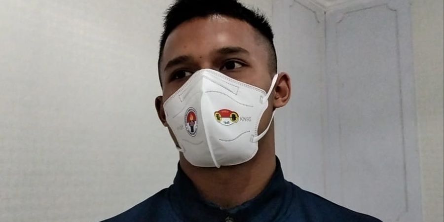 Kejuaraan Dunia Angkat Besi 2022 - Rizki Juniansyah Tak Gentar Lawan Senior