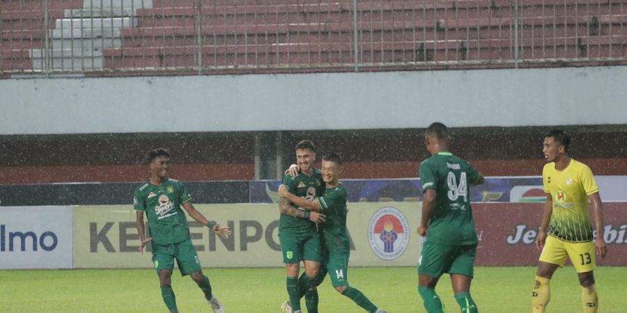 Cetak Dua Gol, Aji Santoso Akui Leo Lelis Sering Asah Latihan Menyerang di Persebaya Surabaya