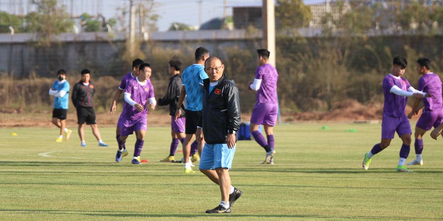 Sekop dan Kardus Warnai Sesi Latihan Timnas Vietnam Jelang Piala AFF 2022