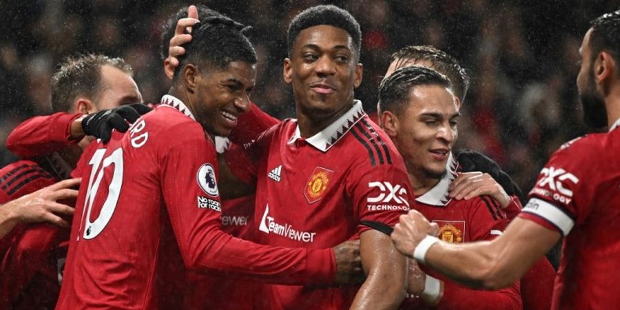 Gol Cerdik di Bawah Hujan, Rashford Setara Raja Manchester United