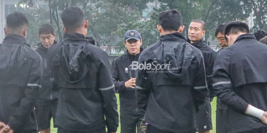 Semifinal Piala AFF 2022 - Bukan Hanya Timnas Indonesia, Sesi Latihan Timnas Vietnam juga Terganggu Hujan Deras