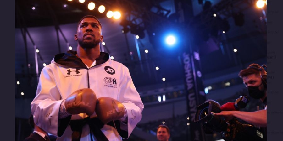 Anthony Joshua Dapat Petuah dari Petinju yang Di-KO Deontay Wilder