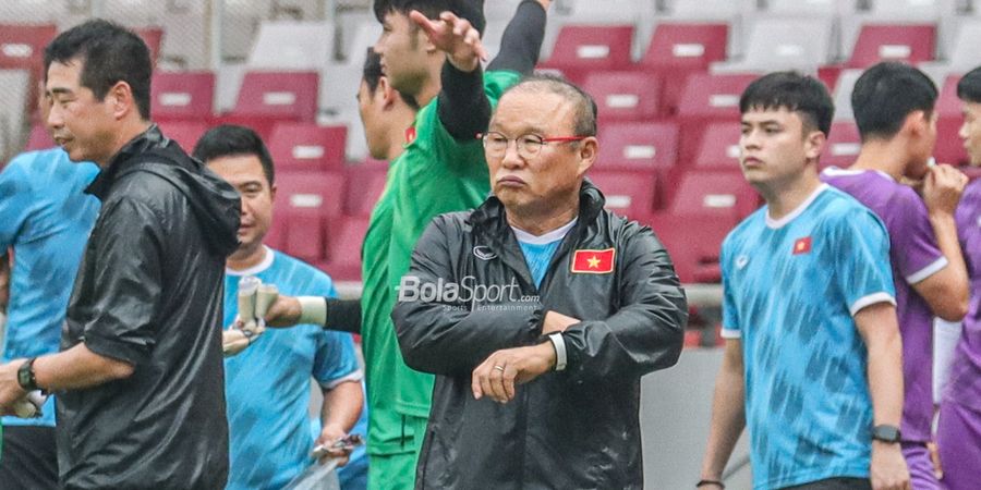 Piala AFF 2022 - Kiper Vietnam Latihan Lemparan ke Dalam seperti Timnas Indonesia, Antisipasi Pratama Arhan?