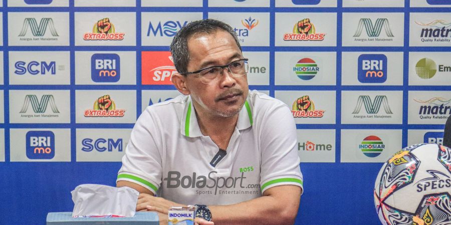 Berniat Curi 3 Poin dari PSM, Aji Santoso Targetkan Persebaya Huni 3 Besar di Akhir Musim