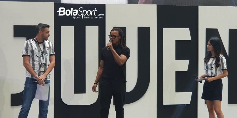 Juventus Village - Edgar Davids Cetak Gol di Jakarta, Indonesia Negara Asia Tenggara Pertama Sambut Trofi I Bianconeri