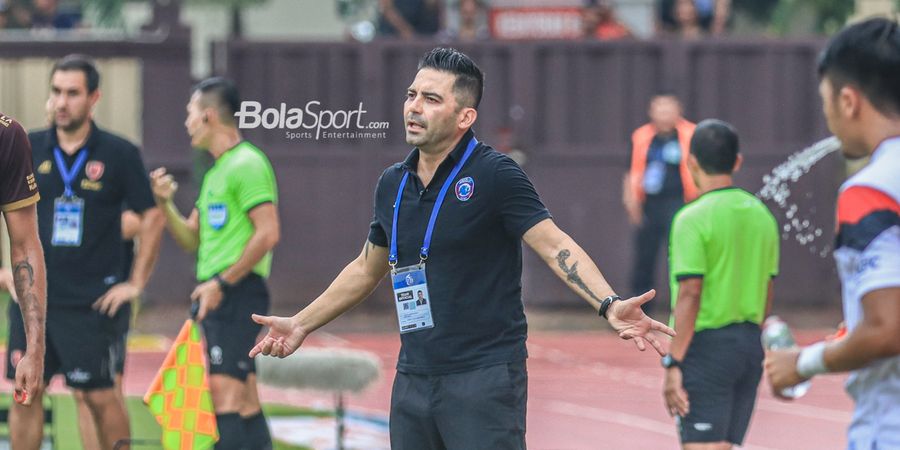 Arema FC 5 Kali Kalah Beruntun, Javier Roca Berdalih Keberuntungan