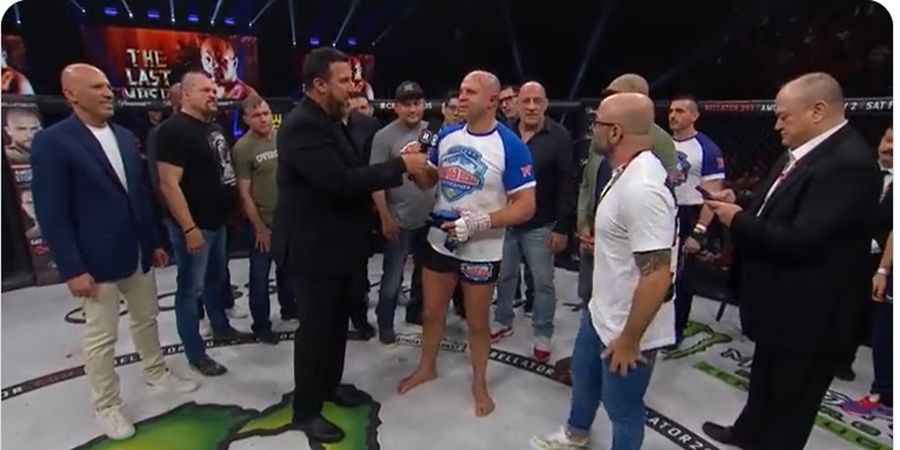 Hasil Bellator 290 - Fedor Emelianenko Pensiun dengan Kalah KO Setengah Ronde