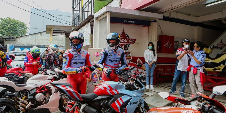 Dua Pebalap MotoGP Gresini Racing Keliling Jakarta, Sempat Mampir ke Bengkel