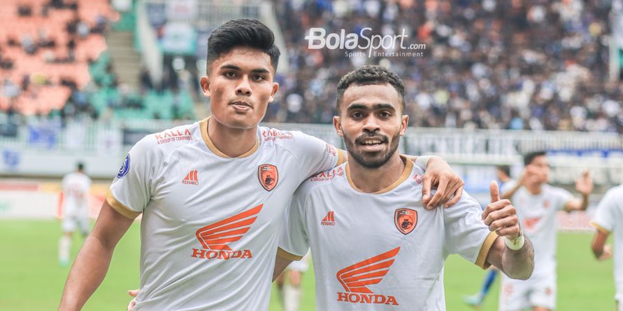 Sukses Matikan Saddil Ramdani, Yakob Sayuri Bertukar Jersey dan Ingin Berjumpa Kembali di Timnas Indonesia