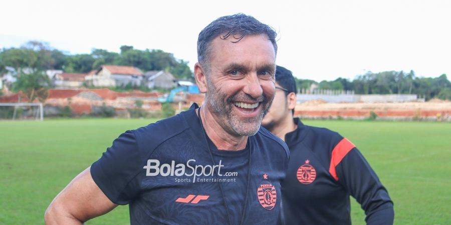 Hanya Bisa Saksikan Kemenangan Persija atas Persib dari Tribune, Thomas Doll: Riko Simanjuntak Luar Biasa!