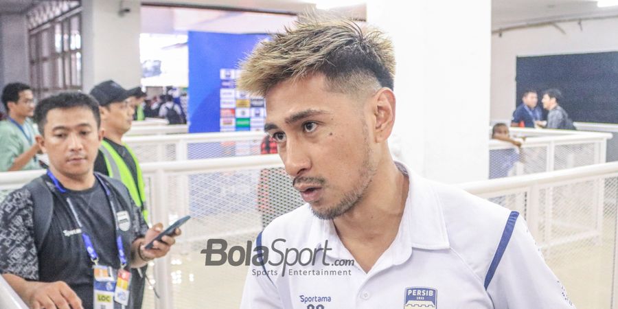 Demi Lancarkan Komunikasi, Pemain Persib Gunakan Kamus Bahasa Spanyol