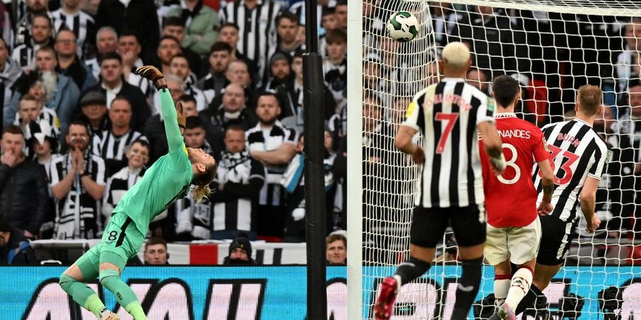 Loris Karius Main usai Absen 2 Tahun, Manchester United Gampang Bobol 2 Gol di Final Piala Liga Inggris