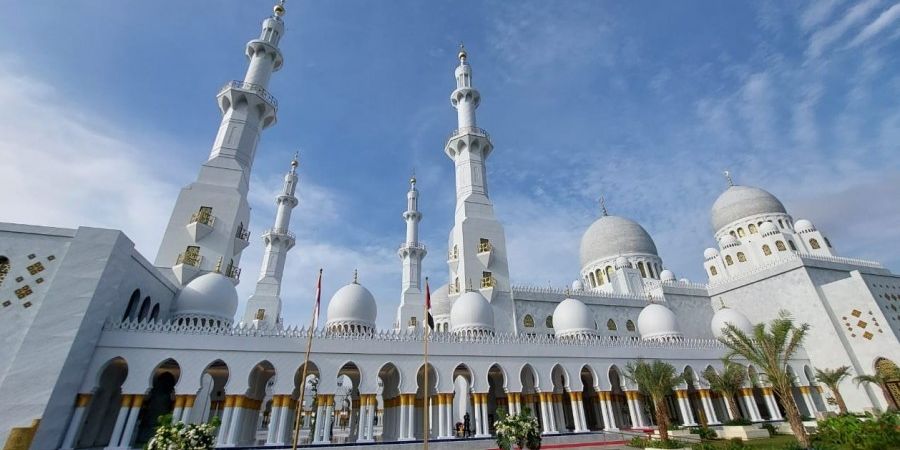 Piala Dunia U-17 2023 - Asisten Pelatih Mali Kagumi Keindahan Masjid Zayed dan Ingin Cicipi Kuliner Khas Solo