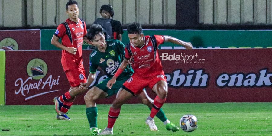 Permintaan Maaf Arief Catur kepada Persebaya usai Beri Penalti ke Arema