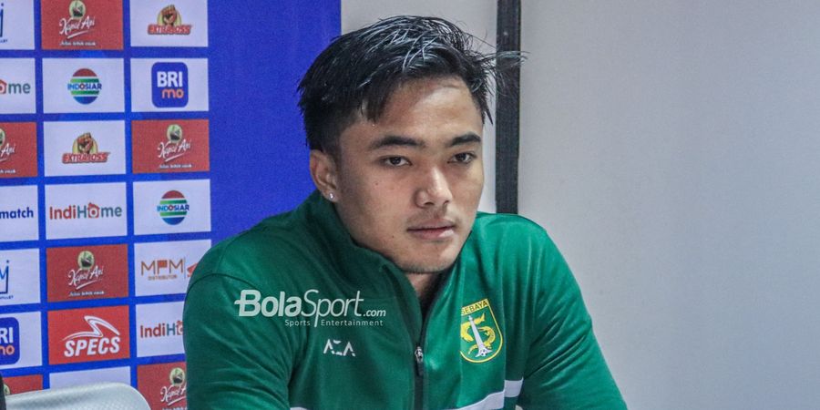 Sudah Kebobolan Lima Gol, Ernando Ari Ungkap Masalah di Lini Belakang Persebaya