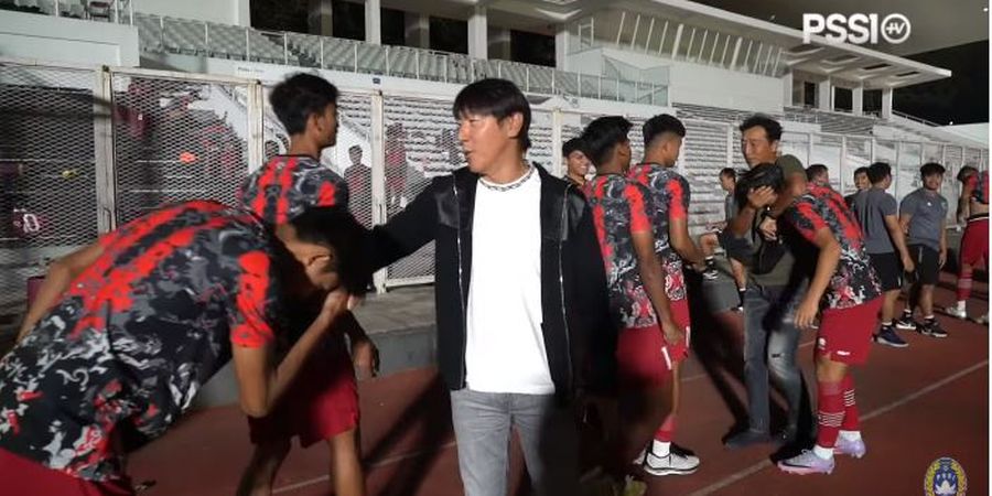 Shin Tae-yong Tonton Langsung Timnas U-22 Indonesia, Anak Asuhan Indra Sjafri Malah Dinilai Tampil Loyo