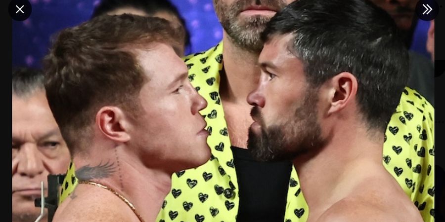 Hasil Tinju Dunia - Sempat Bikin Lawan Tersungkur, Canelo Alvarez Menang Angka dari John Ryder