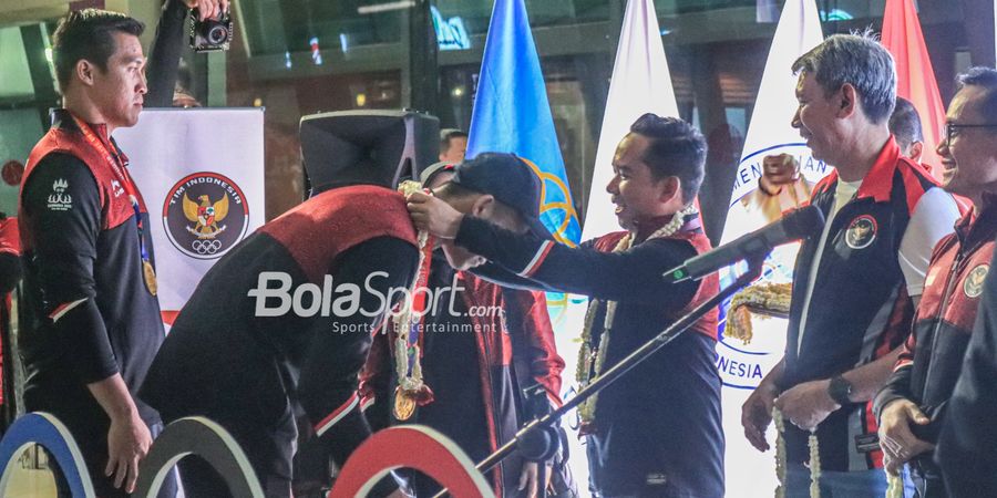 Termasuk Timnas Voli Putra Indonesia, Penyambutan Cabor yang Tiba di Tanah Air Diwarnai Ekspresi Bahagia Atlet