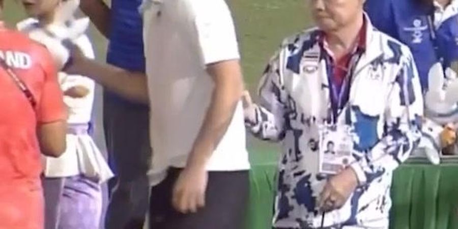 Kamboja Tersinggung, Jonathan Khemdee Ambil Boneka Maskot Sendiri dan Buang Medali Perak SEA Games 2023