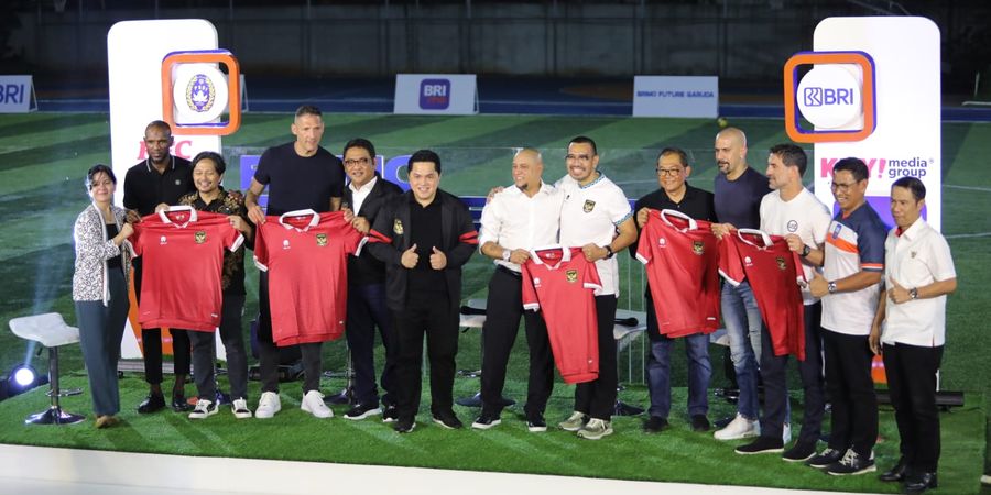 50 Pesepakbola Muda Berbakat dapat Bantuan Dana Pendidikan dan Peralatan Olahraga